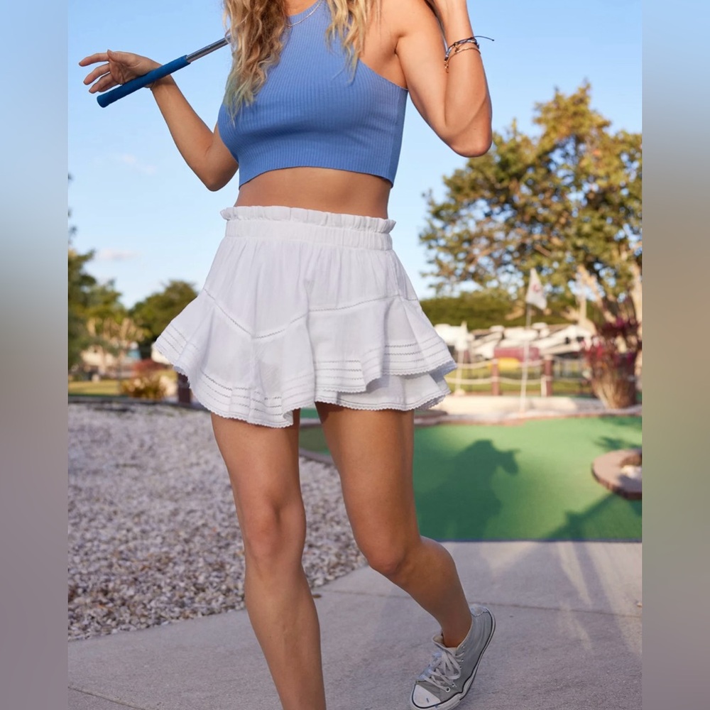 Aerie Rock N Ruffle White SKORT • size S